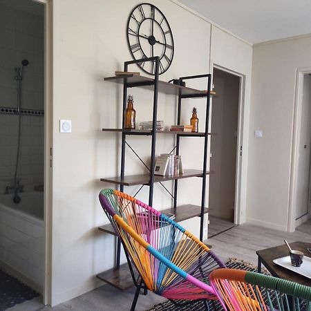 Studio - Meuble Tourisme, Trois Etoiles - 34 M2 Refait A Neuf- Residence Mâcon Buitenkant foto