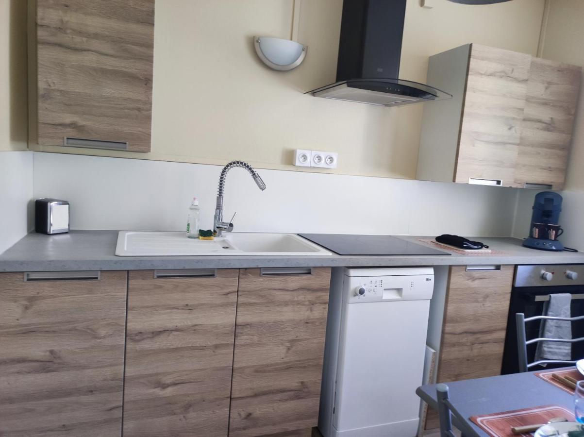 Studio - Meuble Tourisme, Trois Etoiles - 34 M2 Refait A Neuf- Residence Mâcon Buitenkant foto